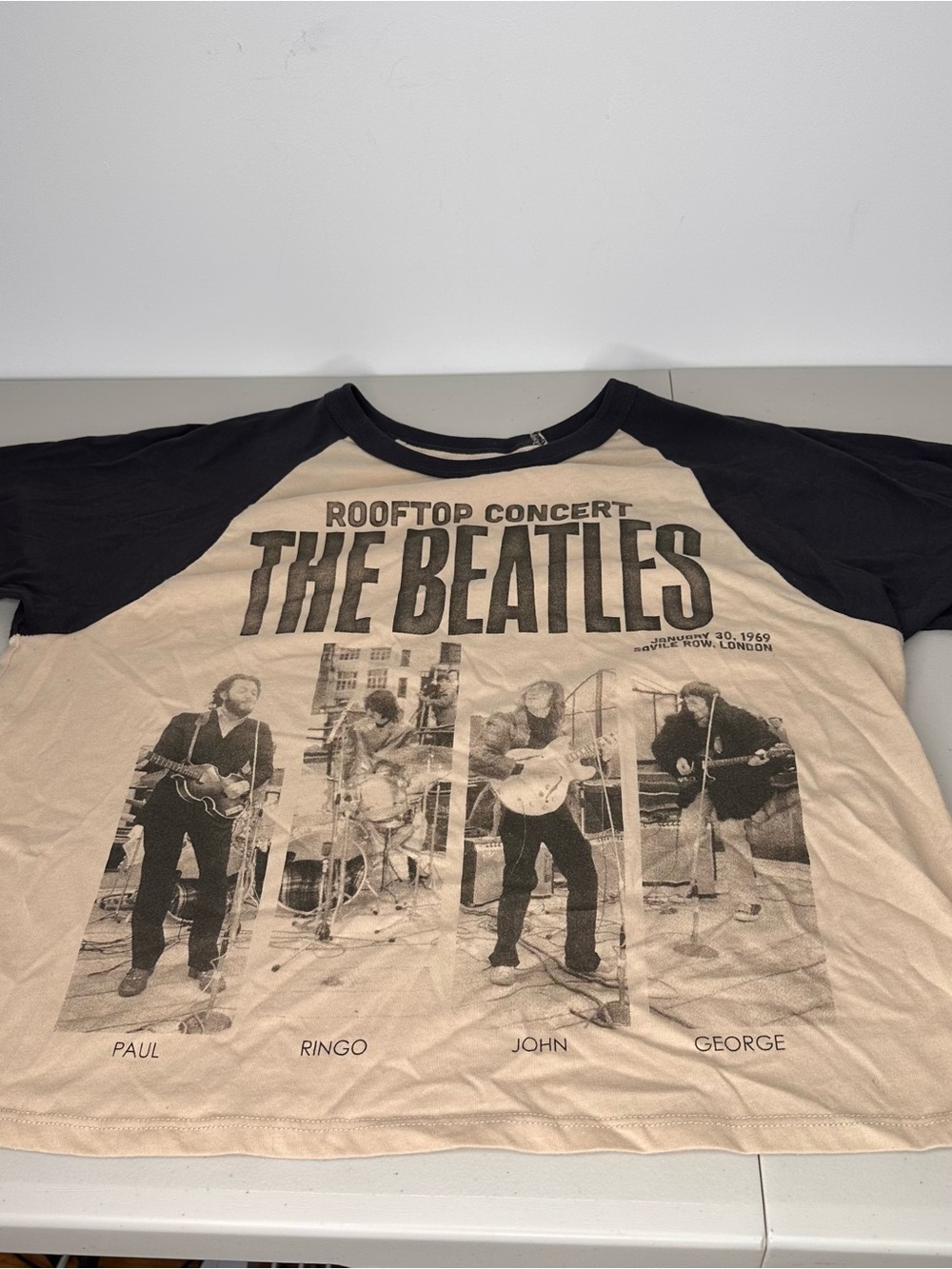 The Beatles Rooftop Concert Cropped Raglan Tee Size L